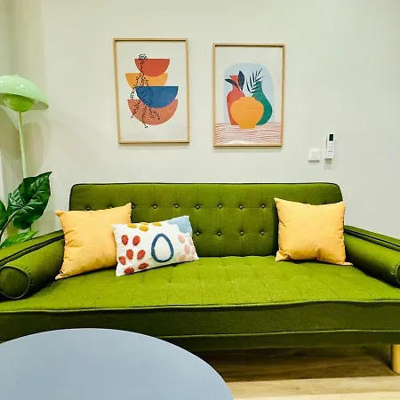 Modern & Cozy Flat Close To Center Apartment