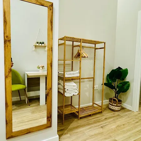 Apartment Modern & Cozy Flat Close To Center Valencia