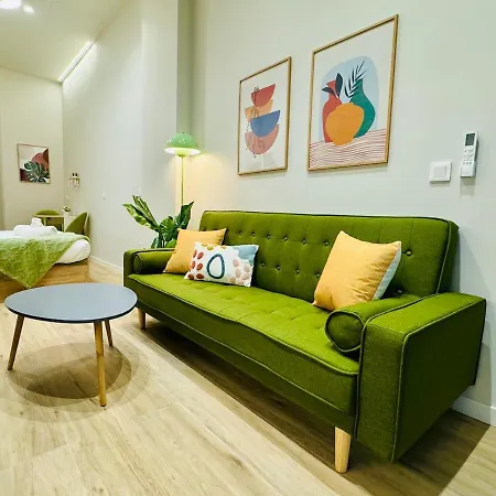 Modern & Cozy Flat Close To Center